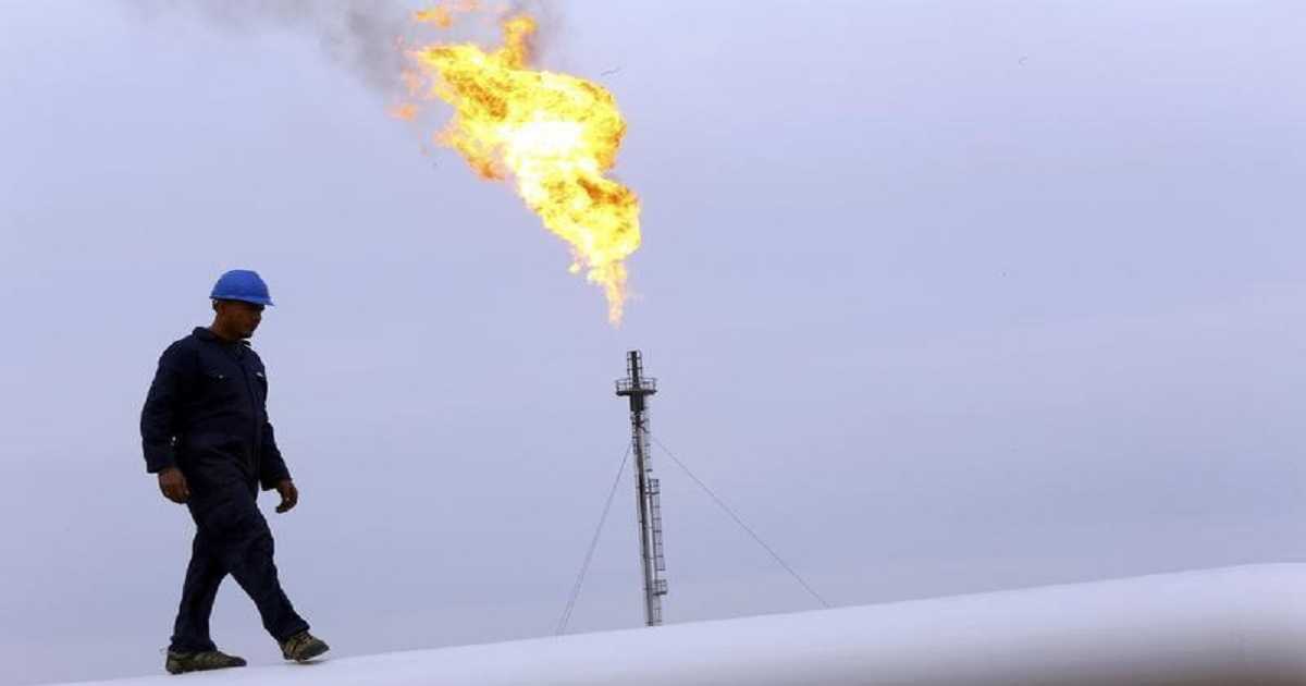 Oil up as IEA sees 2023 demand spike Strong dollar cuts gains