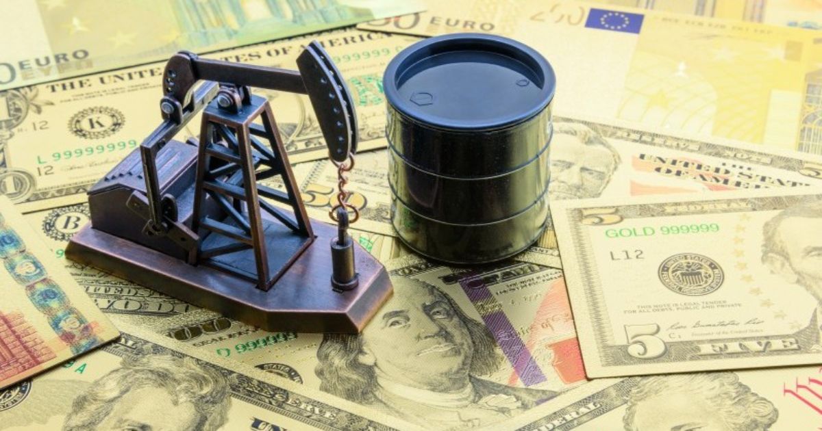 Dollar and oil 290921 1